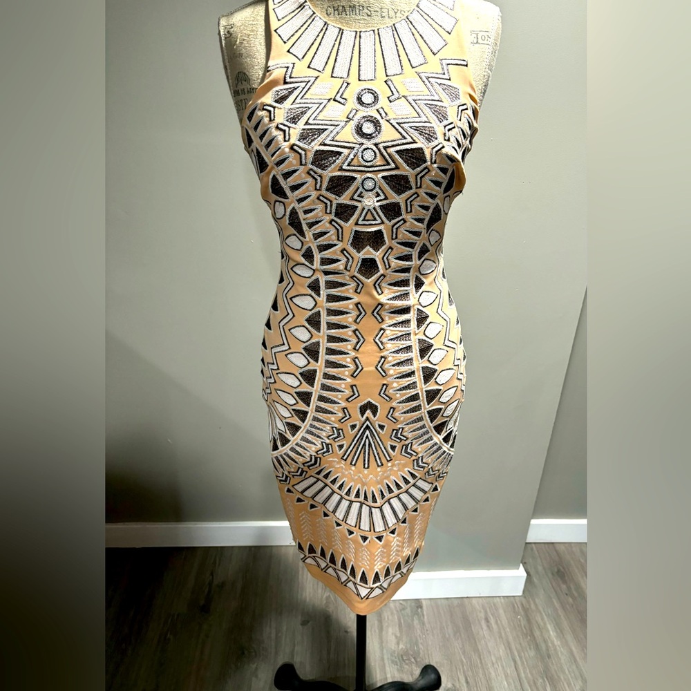 Woman’s sequin mini party dress - Picture 1 of 4